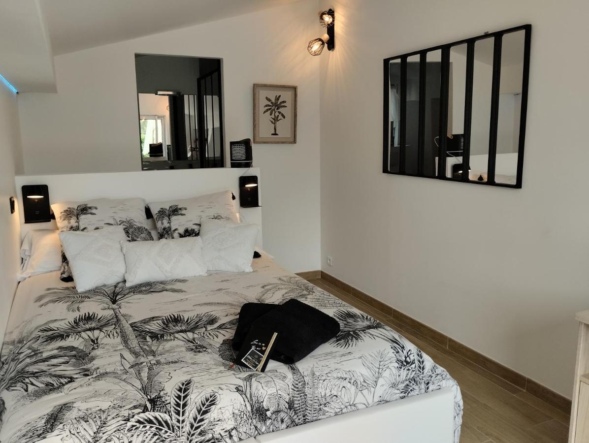 L'Atelier Saint-Sulpice Entre Bordeaux Et St Emilion Bed & Breakfast ภายนอก รูปภาพ