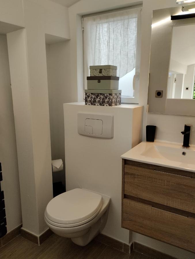 L'Atelier Saint-Sulpice Entre Bordeaux Et St Emilion Bed & Breakfast ภายนอก รูปภาพ
