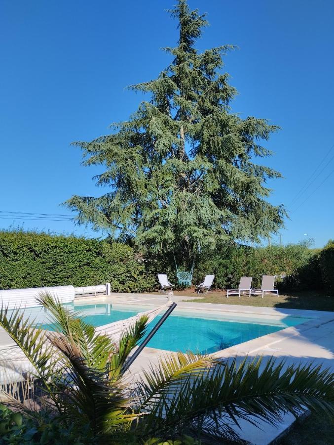 L'Atelier Saint-Sulpice Entre Bordeaux Et St Emilion Bed & Breakfast ภายนอก รูปภาพ