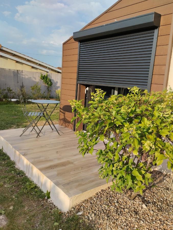 L'Atelier Saint-Sulpice Entre Bordeaux Et St Emilion Bed & Breakfast ภายนอก รูปภาพ